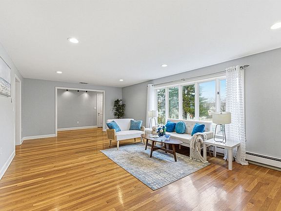 4th image of 5 Hillcrest Rd