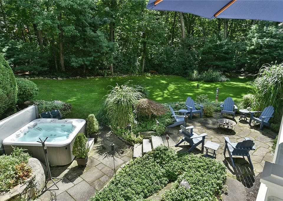 126 Glen Hill Dr Saunderstown, RI, 02874 Apartments for Rent Zillow