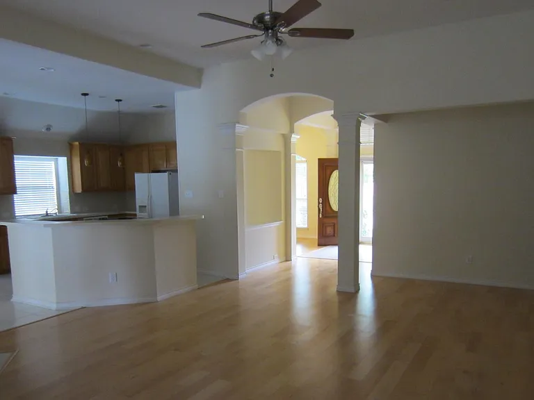 7016 Randall Way — Photo 3