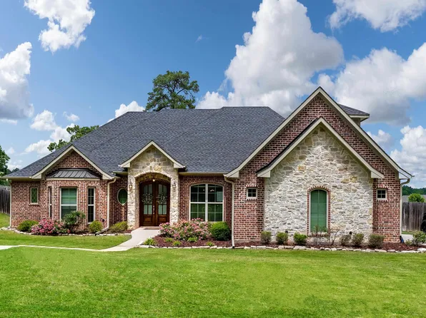 475 Highland Pl, Hallsville, TX 75650