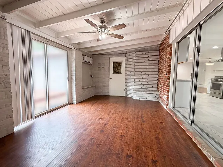 1118 Melissa Dr — Photo 6