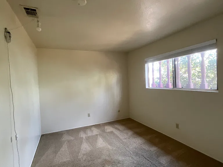 624 Nancy St — Photo 9