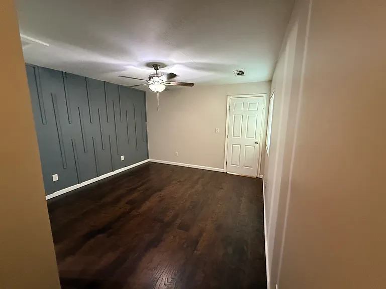 219 W Anderson Ave NW #A/B — Photo 6
