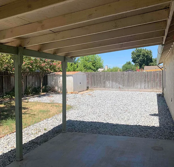 3101 Chestnut Dr — Photo 9