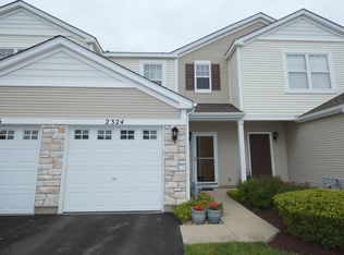 2324 Flagstone Ln, Carpentersville, IL 60110