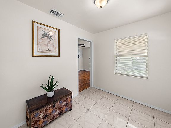 3rd image of 4053 41st Ave N