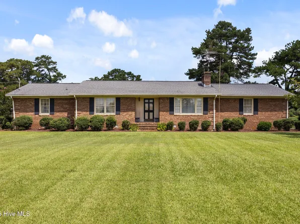 1525 Fieldsboro Road, Walstonburg, NC 27888