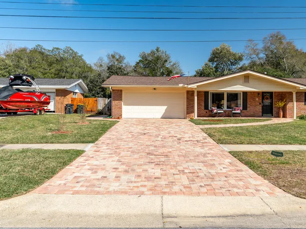 666 Fairway Ave, Fort Walton Beach, FL 32547