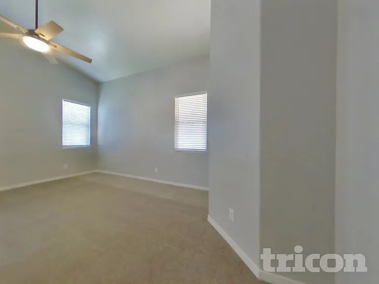17220 W Lundberg St — Photo 9