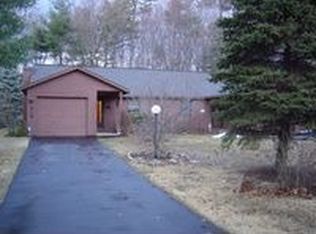 219 Thimbleberry Rd, Malta, NY 12020
