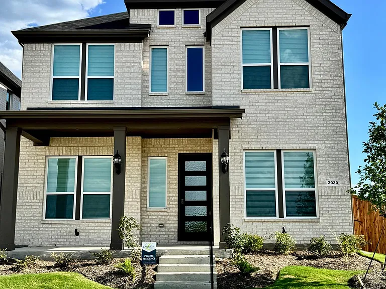2930 Eleanor Dr — Photo 1
