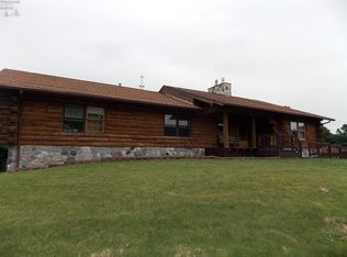 19915 Fostoria Rd, Pemberville, OH 43450