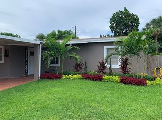 515 NW 179th St, Miami Gardens, FL 33169
