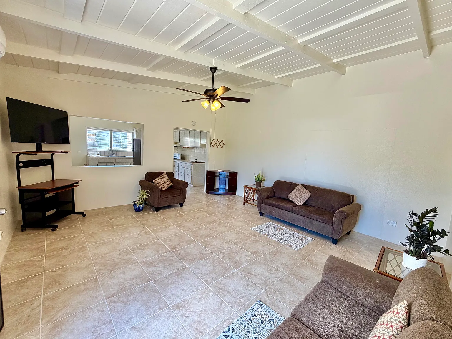 2 bed, $1,700 — Photo 2