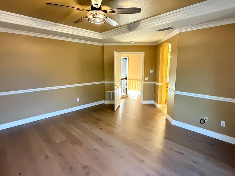 4912 Borders St — Photo 12