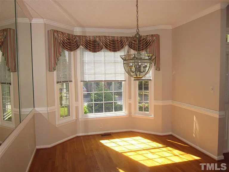 3407 Shady Creek Dr — Photo 6
