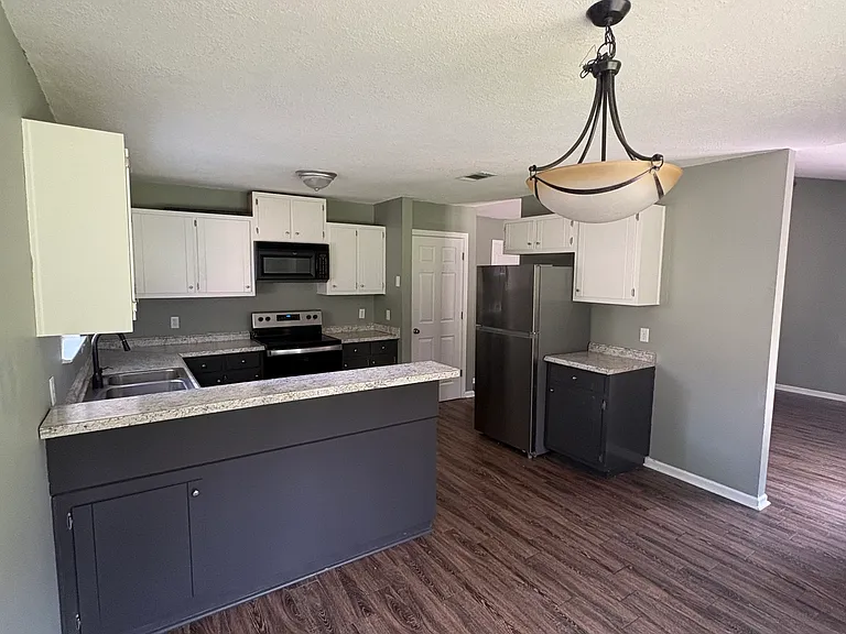 112 Boxwood Ct — Photo 14
