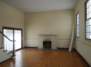 1725 Parkway Dr, Caro, MI 48723