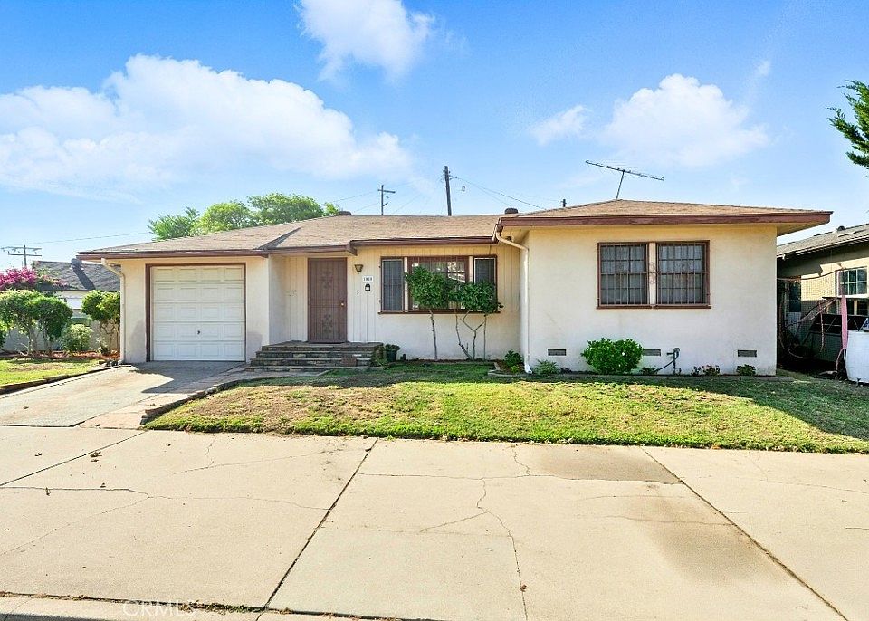 1st image of 2000 La Paloma Ave