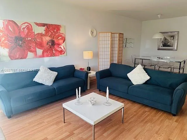 10275 Collins Ave #223 — Photo 14