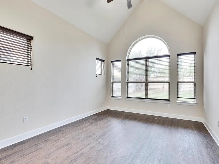 14208 Tyburn Trl — Photo 13