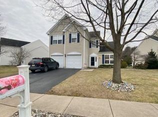 9 Musky Ridge Dr, Hackettstown, NJ 07840