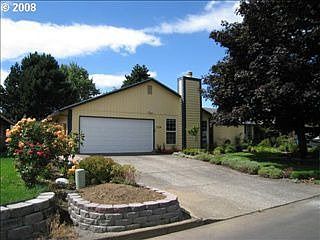 2nd image of 1104 SE 147th Ave