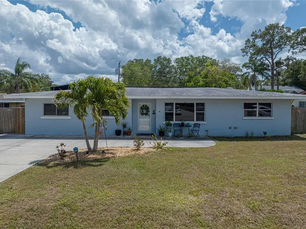 2322 Cadillac St, Sarasota, FL 34231