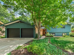 622 Katherine St, St Charles, IL