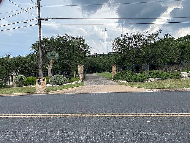 1st image of 4108 Westlake Dr