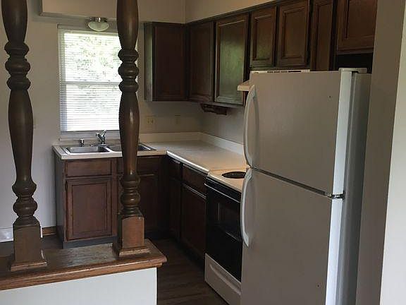 4th image of 1389 Beechnut Dr