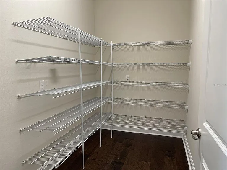 16718 Rusty Anchor Rd — Photo 10
