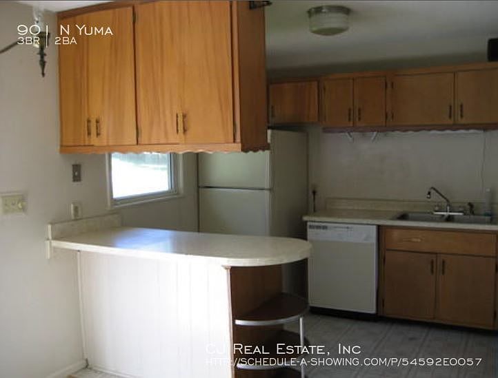 2nd image of 901 N Yuma Ave
