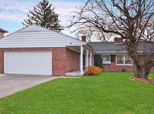 124 Shoreline Dr, Park Ridge, IL 60068