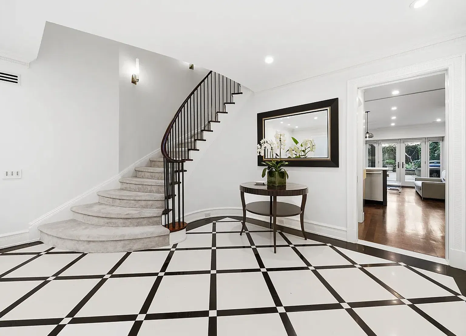67 East 82nd Street — Photo 3