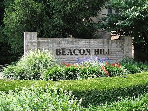 Great Lakefront Community