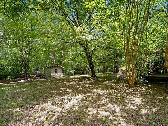 5th image of 825 Chattooga Ridge Rd