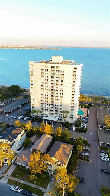 Building Photo - 2611 Bayshore Blvd #1805