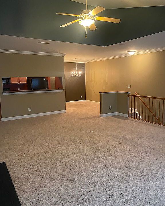 1st image of 1932-201 Tara Ct