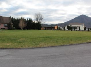 Durham Ln, Sevierville, TN 37862