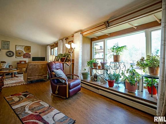 5th image of 5013 N Sherwood Ave