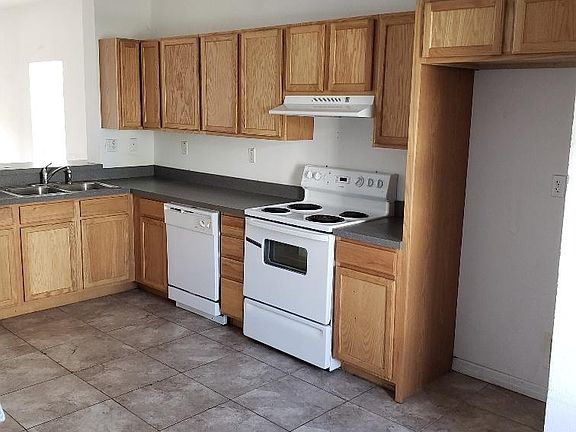 3rd image of 5030 5th Ave Unit 81