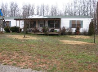 127 Raven Ln, Livingston, TN 38570