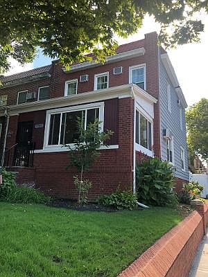 3rd image of 7723 Fort Hamilton Pkwy