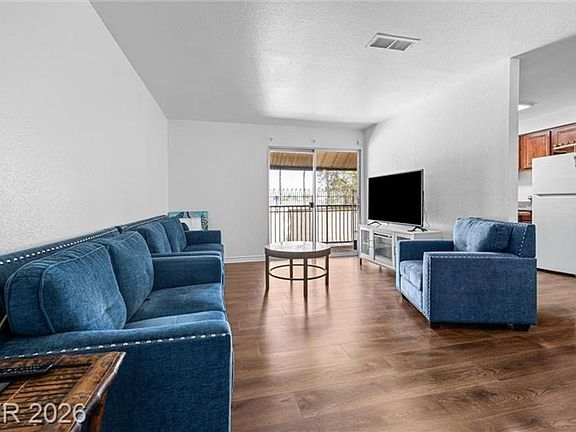 5th image of 4450 Sandy River Dr Unit 88