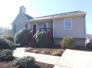 44 Crestfield Dr, Evington, VA 24550