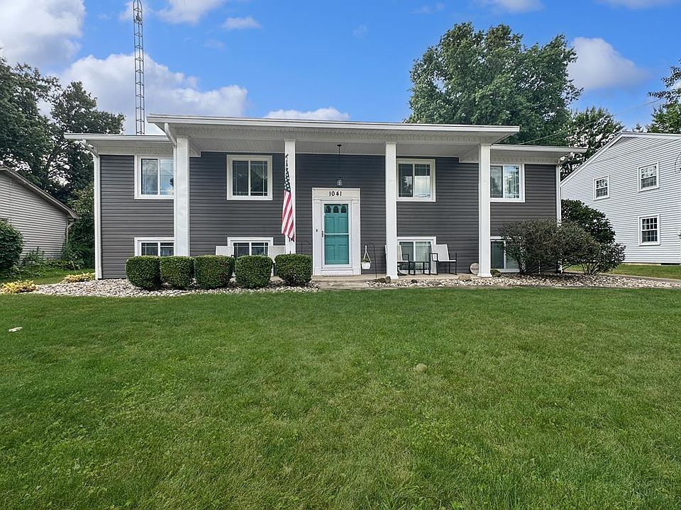 1st image of 1041 Columbus Cir S