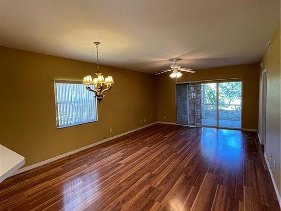 4th image of 12351 Notting Hill Ln Unit 33