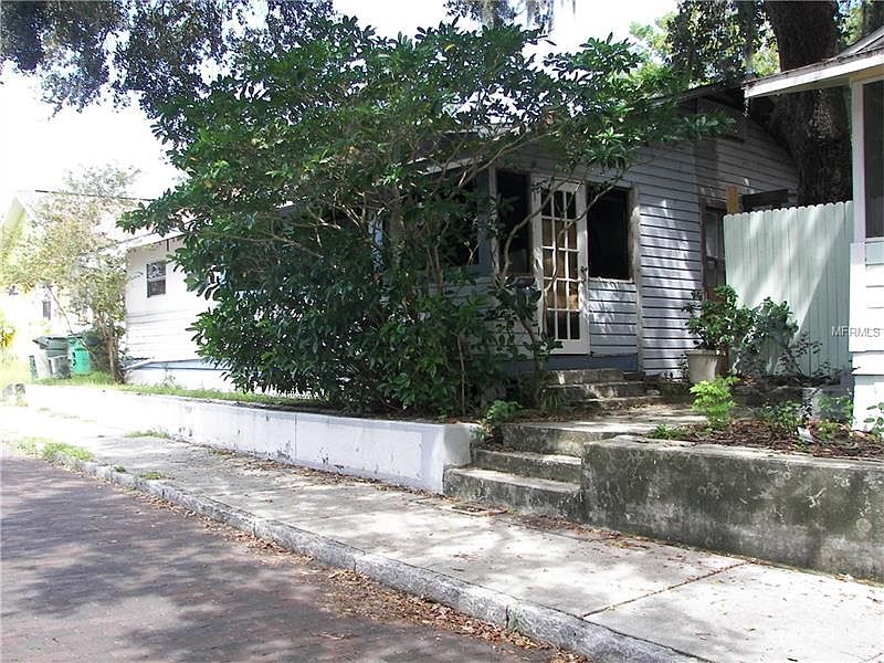 1st image of 335 2nd St N
