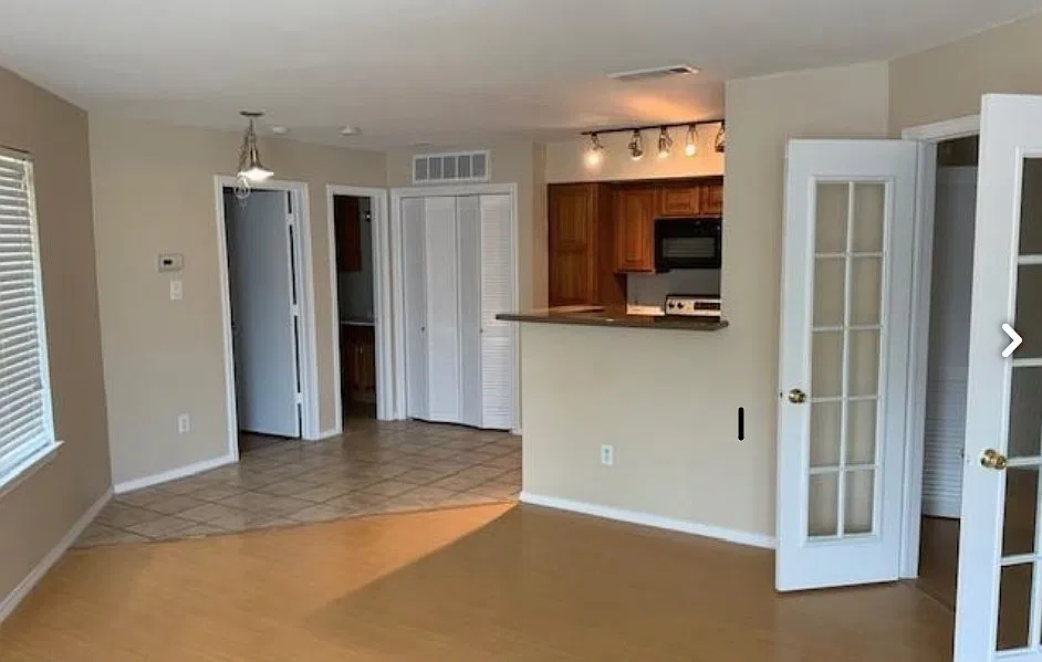 2 bed, 808 sqft, $1,225 — Photo 1